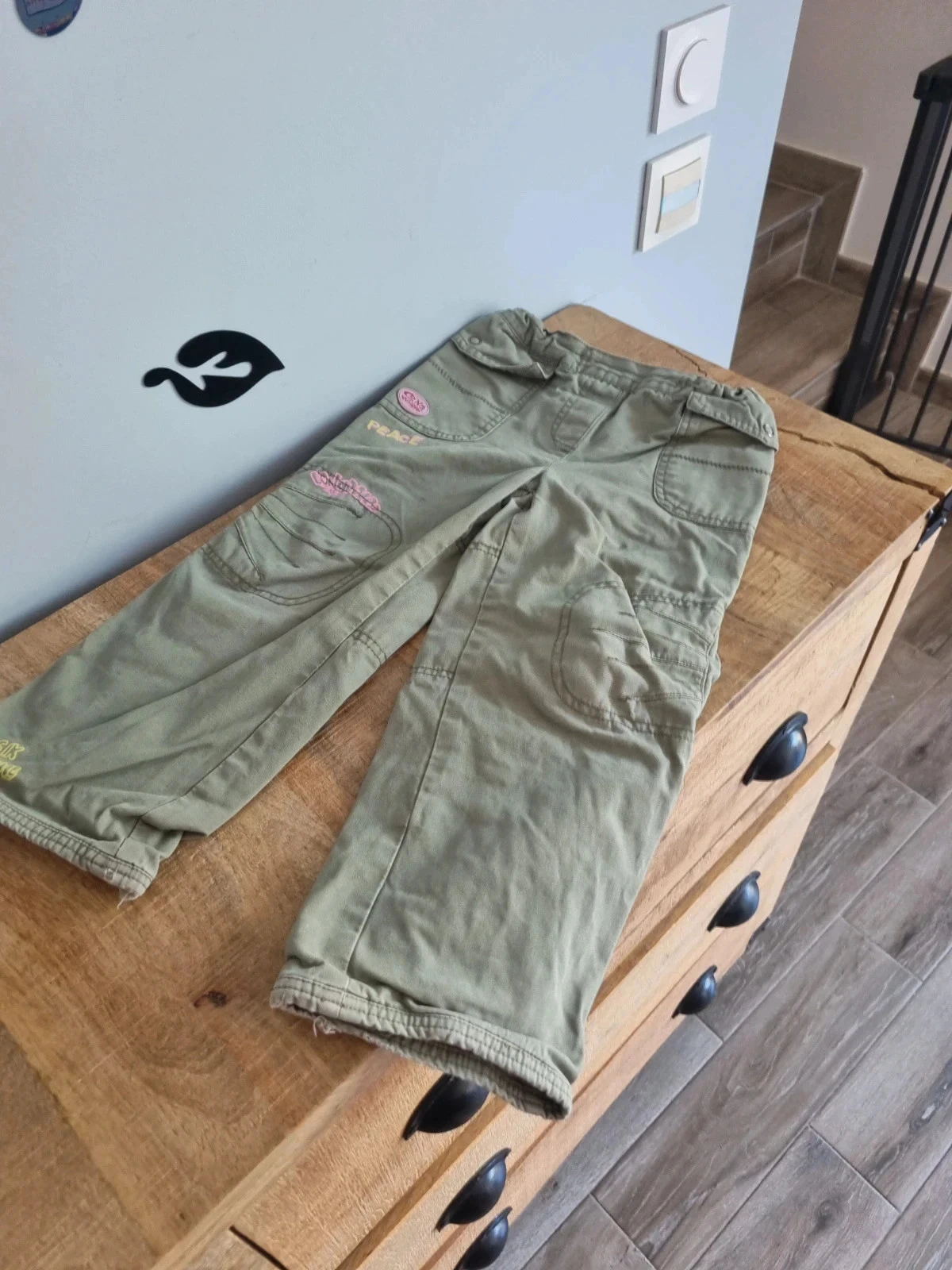 Pantalon cargo enfant kaki – Marque Longboard – Taille 5 ans